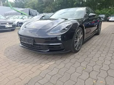 Gebraucht Porsche Panamera 4S 421 PS (309 kW) 2017 Tiefschwarz Kleinwagen