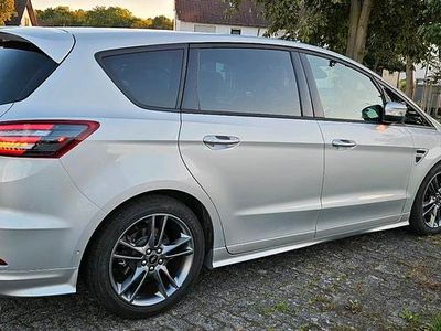 Gebraucht Ford S-MAX ST-Line 190 PS (139 kW) 2018 Silber Van / Kleinbus