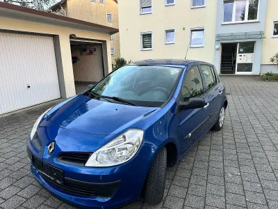 Occasion Renault Clio II Expression 75 ch (55 kW) 2009 Bleue Citadine