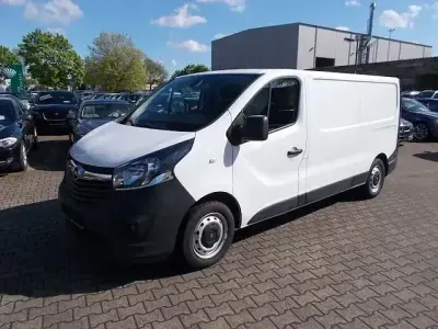 Gebraucht Opel Vivaro 125 PS (91 kW) 2017 Weiß Van / Kleinbus