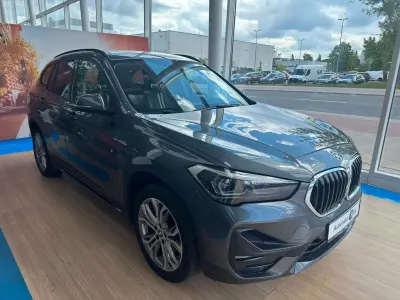 Gebraucht BMW X1 Sport Line 136 PS (100 kW) 2022 Grau SUV