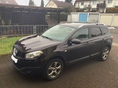 Gebraucht Nissan Qashqai +2 Tekna 141 PS (103 kW) 2011 Schwarz SUV