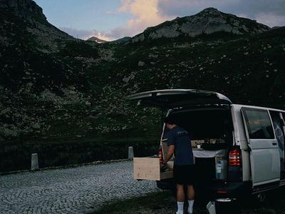 Usata VW Caravelle 105 CV (77 kW) 2009 Bianco Furgone