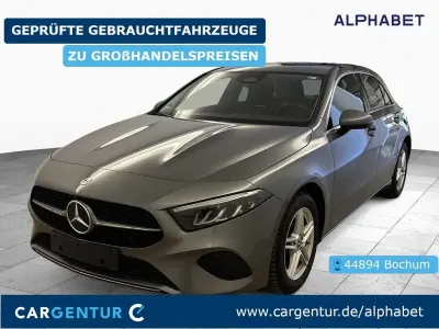 Second-hand Mercedes A200 Progressive 163 CP (119 kW) 2023 Gri Berlinǎ