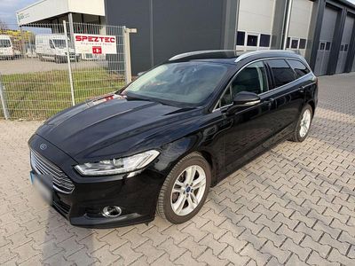 Gebraucht Ford Mondeo Titanium 179 PS (131 kW) 2016 Schwarz Kombi