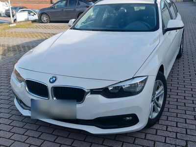 gebraucht BMW 318 i Touring Advantage mit Sonderausstattung