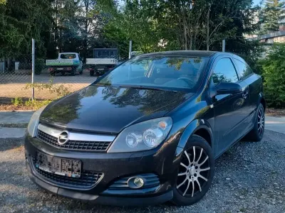 Gebraucht Opel Astra GTC 90 PS (66 kW) 2008 Schwarz Coupé