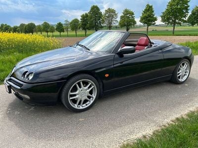 Gebraucht Alfa Romeo Spider 150 PS (110 kW) 1998 Schwarz Cabrio