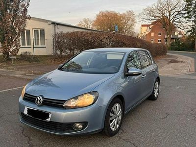 Gebraucht VW Golf VI 110 PS (80 kW) 2009 Blau Kleinwagen