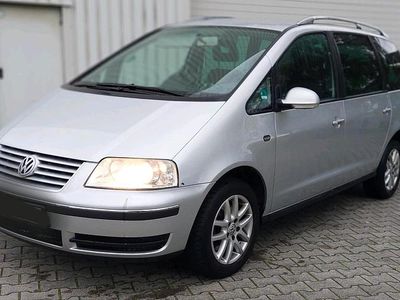 VW Sharan