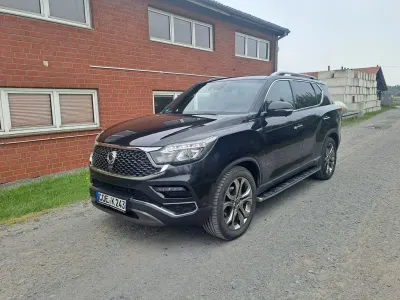 Gebraucht SsangYong Rexton Sapphire 181 PS (133 kW) 2019 Schwarz SUV