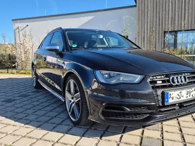 Gebraucht Audi S3 Ambiente 300 PS (220 kW) 2016 Schwarz Limousine