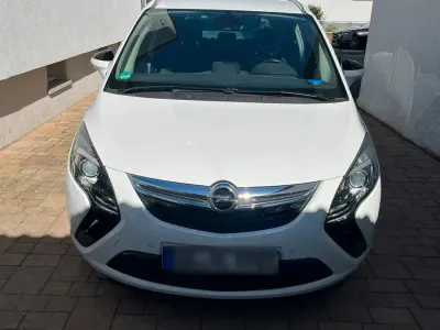 Gebraucht Opel Zafira Tourer Innovation 140 PS (102 kW) 2012 Weiß Van / Kleinbus