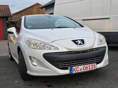 Gebraucht Peugeot 308 CC Premium 156 PS (114 kW) 2010 Weiß Cabrio