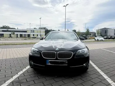 Gebraucht BMW 525 218 PS (160 kW) 2012 Schwarz Limousine