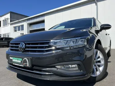 Gebraucht VW Passat Business 150 PS (110 kW) 2022 Mangangrau Kombi