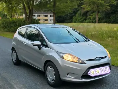 Gebraucht Ford Fiesta 69 PS (50 kW) 2009 Grau Limousine