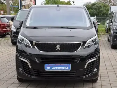 Gebraucht Peugeot Traveller Business-Line 177 PS (130 kW) 2019 Schwarz Van / Kleinbus