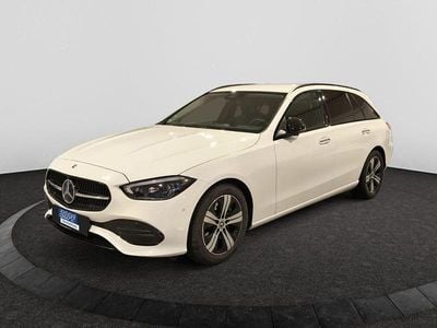 Gebraucht Mercedes C300 Night 279 PS (205 kW) 2022 Polarweiss  unilack Kombi