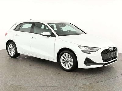 Arkonaweiß Neu 2025 Audi A3 Limousine | 31.095 €