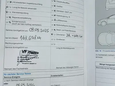 Gebraucht VW Touran Trendline 105 PS (77 kW) 2014 Blau Van / Kleinbus