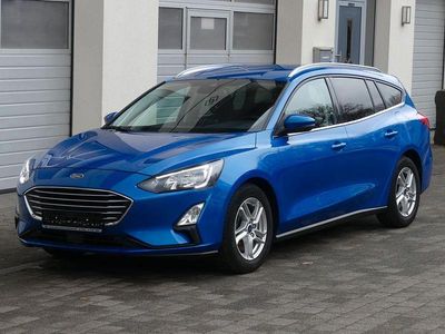 Gebraucht Ford Focus Cool & Connect 125 PS (91 kW) 2022 Blau Kombi