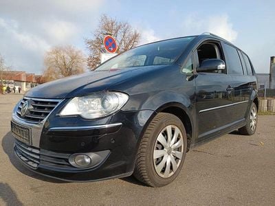 Schwarz Gebraucht 2008 VW Touran Highline Van / Kleinbus | 3.800 € (Fairer Preis)