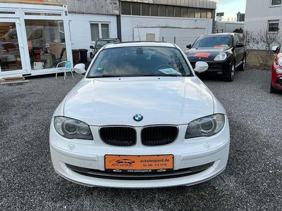 Gebraucht BMW 116 Advantage 116 PS (85 kW) 2011 Weiß Kleinwagen