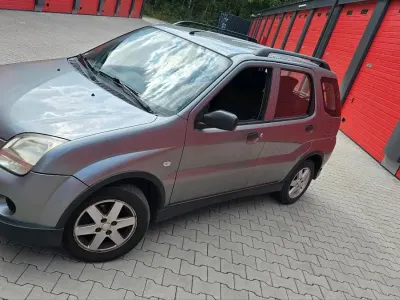 Brugt Suzuki Ignis 70 HK (51 kW) 2006 Andere farben Hatchback