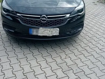 Używany Opel Astra Active 136 KM (100 kW) 2018 Czarny Kombi