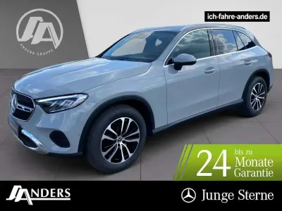 Gebraucht Mercedes GLC200 Avantgarde 204 PS (150 kW) 2025 Alpingrau SUV