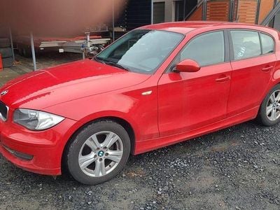 Gebraucht BMW 116 Advantage 122 PS (89 kW) 2008 Rot Kleinwagen
