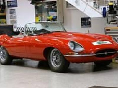 Gebraucht Jaguar E-Type 269 PS (197 kW) 1963 Rot Cabrio