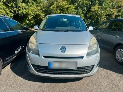 Gebraucht Renault Mégane III 110 PS (80 kW) 2010 Grau Van / Kleinbus