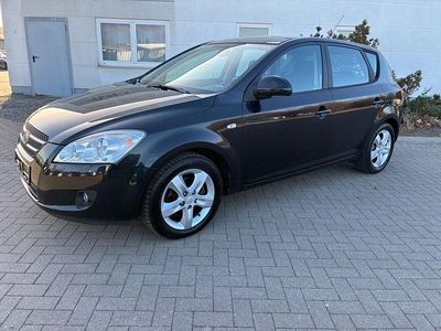 Gebraucht Kia Ceed EX 109 PS (80 kW) 2009 Schwarz Kleinwagen
