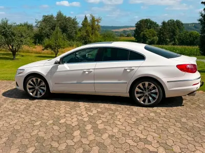 Gebraucht VW Passat 299 PS (219 kW) 2009 Weiß Coupé