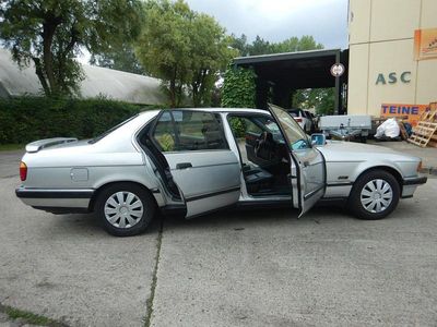 Gebraucht BMW 735L 211 PS (155 kW) 1990 Limousine