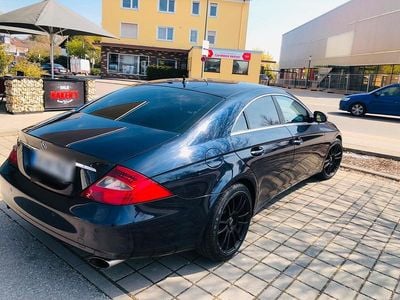 Gebraucht Mercedes CLS320 232 PS (170 kW) 2007 Violet Limousine