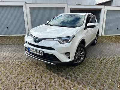 Gebraucht Toyota RAV4 197 PS (144 kW) 2018 Weiß SUV