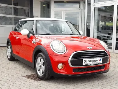 Gebraucht Mini Cooper 136 PS (100 kW) 2017 Rot Kleinwagen