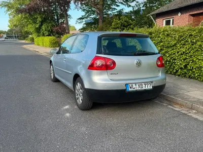 Używany VW Golf V 102 KM (75 kW) 2005 Srebrny Hatchback
