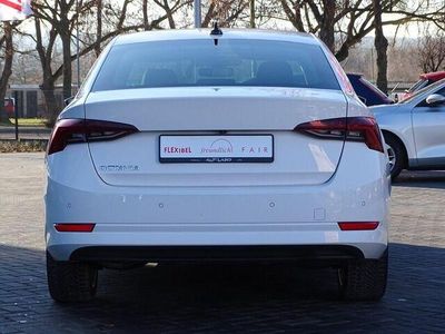 Usata Skoda Octavia 150 CV (110 kW) 2022 Bianco Berlina