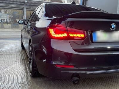 gebraucht BMW 320 320 d Luxury (VOLL) // HUD/M-Lenkrad Alcantara