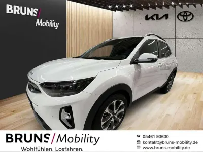 Gebraucht Kia Stonic Platinum 120 PS (88 kW) 2025 Snow white SUV