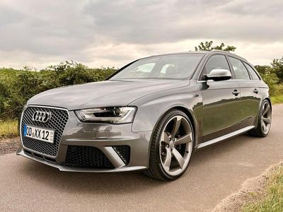 Audi RS4