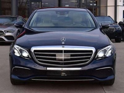 Gebraucht Mercedes E300 Exclusive 194 PS (142 kW) 2019 Blau Limousine
