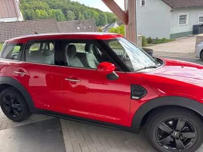 Gebraucht Mini One Countryman Essential 102 PS (75 kW) 2022 Rot SUV