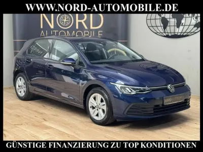 Gebraucht VW Golf VIII Life 110 PS (80 kW) 2023 Blau Limousine