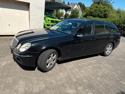 Mercedes E200