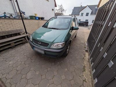 Gebraucht Opel Zafira 101 PS (74 kW) 2000 Grün Van / Kleinbus